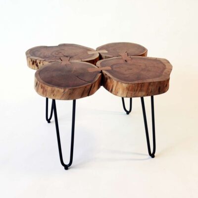 tavolino in legno di tronchi